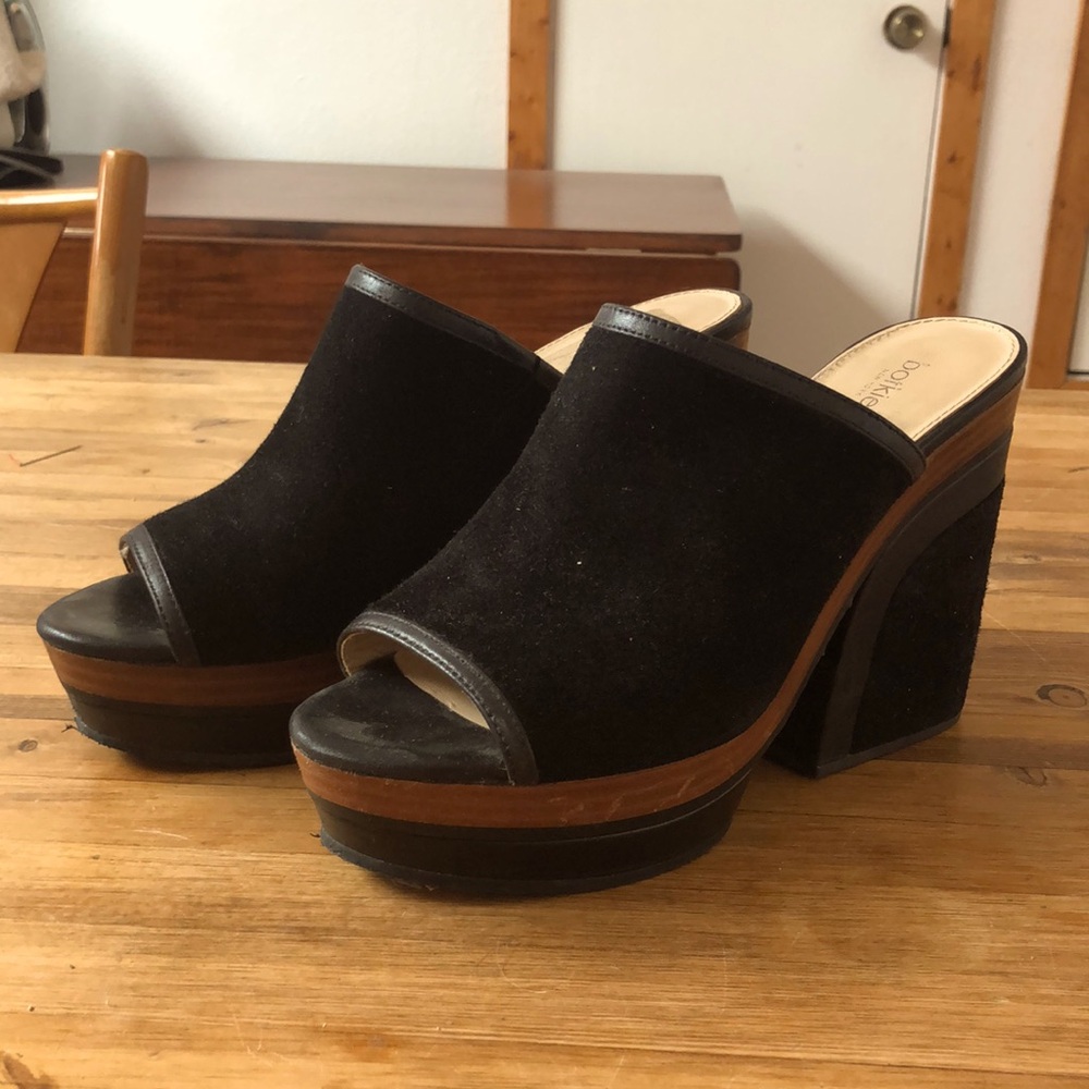 Boho platform mules with wood detail